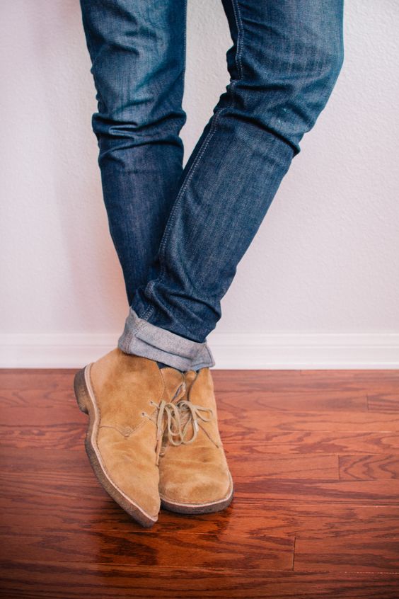 tan chukka boots with jeans